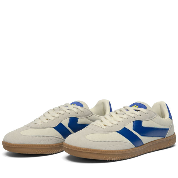 Sneakers_Unisex_    PARKER_Low Cut_White - Blue Cold - Commercial 1
